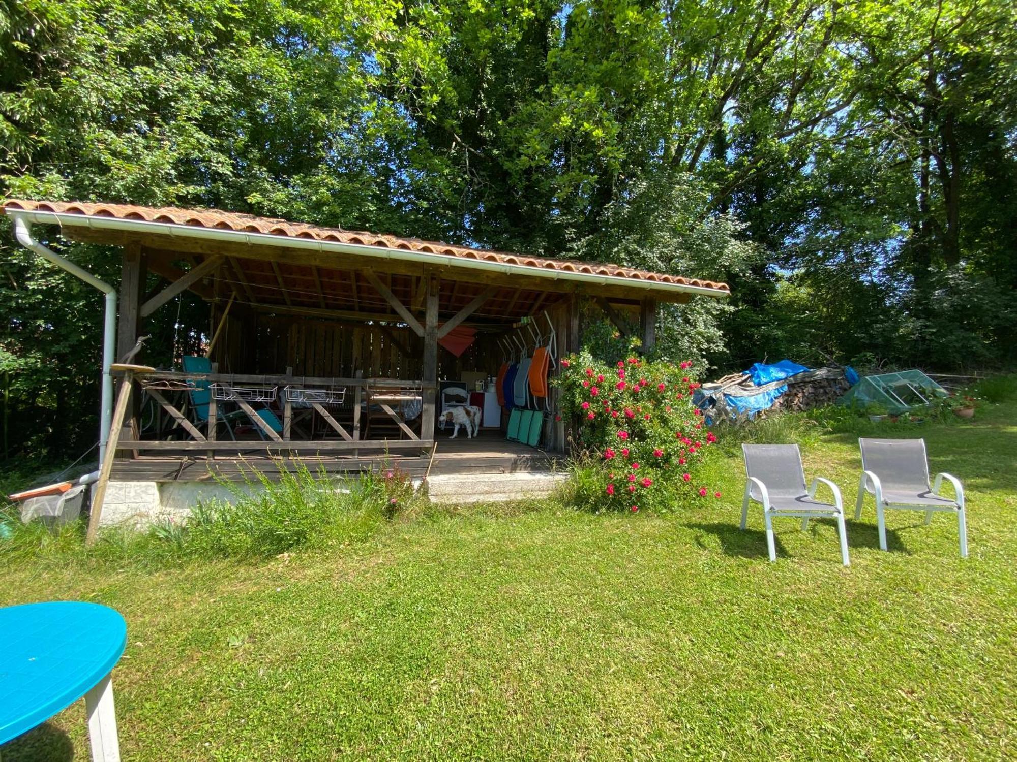 Katy'S Barn Villa Saint-Aulaye-Puymangou Exterior foto