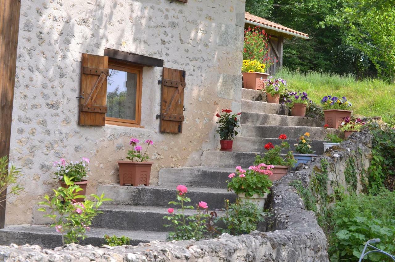 Katy'S Barn Villa Saint-Aulaye-Puymangou Exterior foto